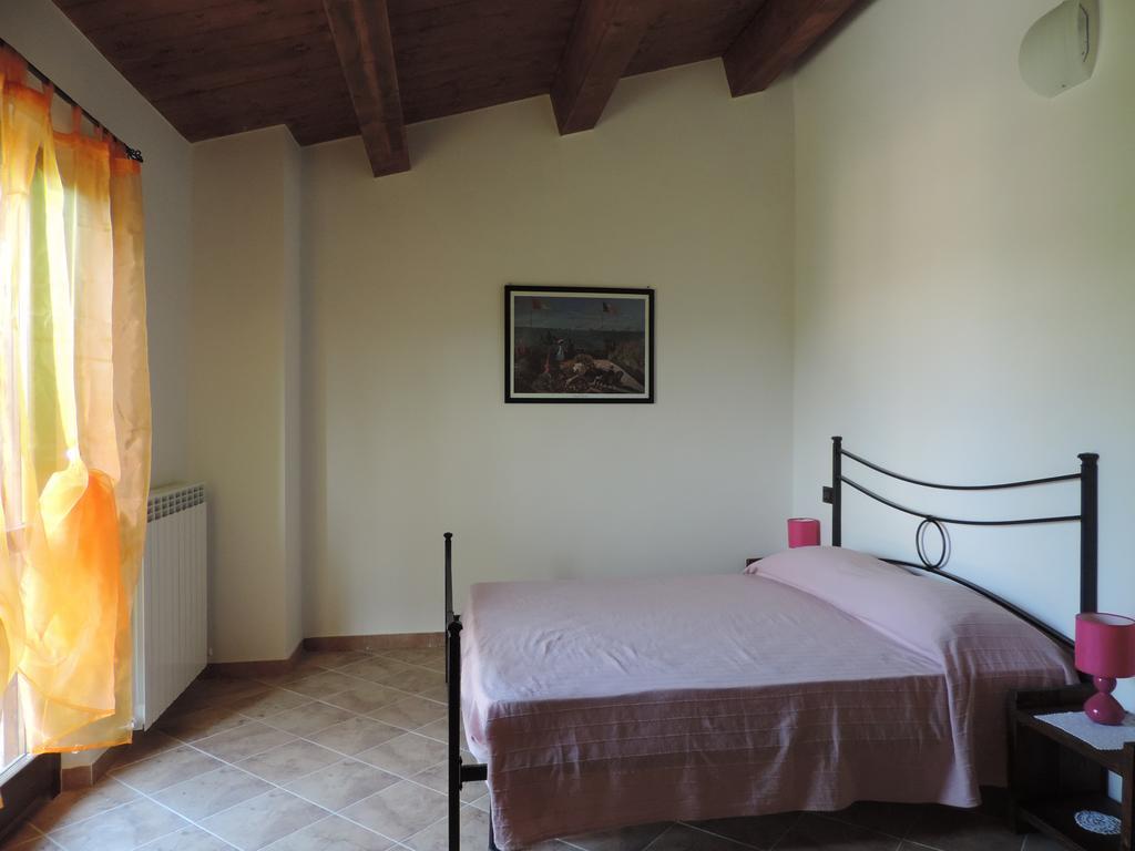 Il Gelso Rosso Apartment Comunanza Екстериор снимка