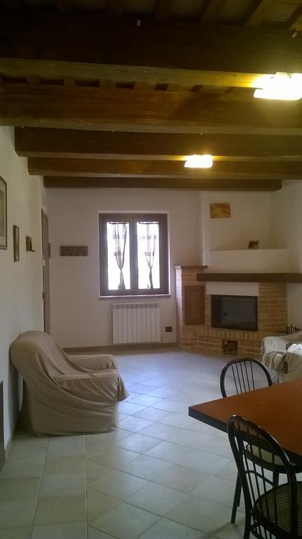 Il Gelso Rosso Apartment Comunanza Екстериор снимка